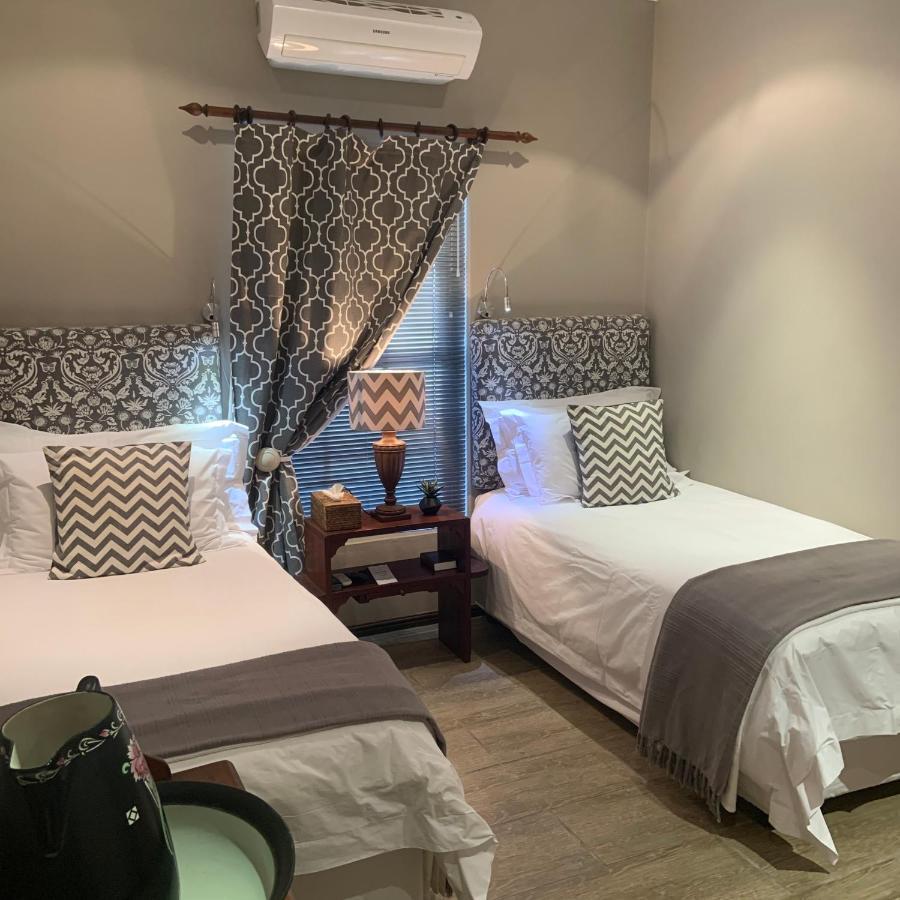 La Gratitude Self Catering Cottage 프란쉬후크 외부 사진