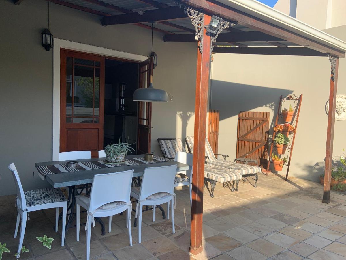 La Gratitude Self Catering Cottage 프란쉬후크 외부 사진