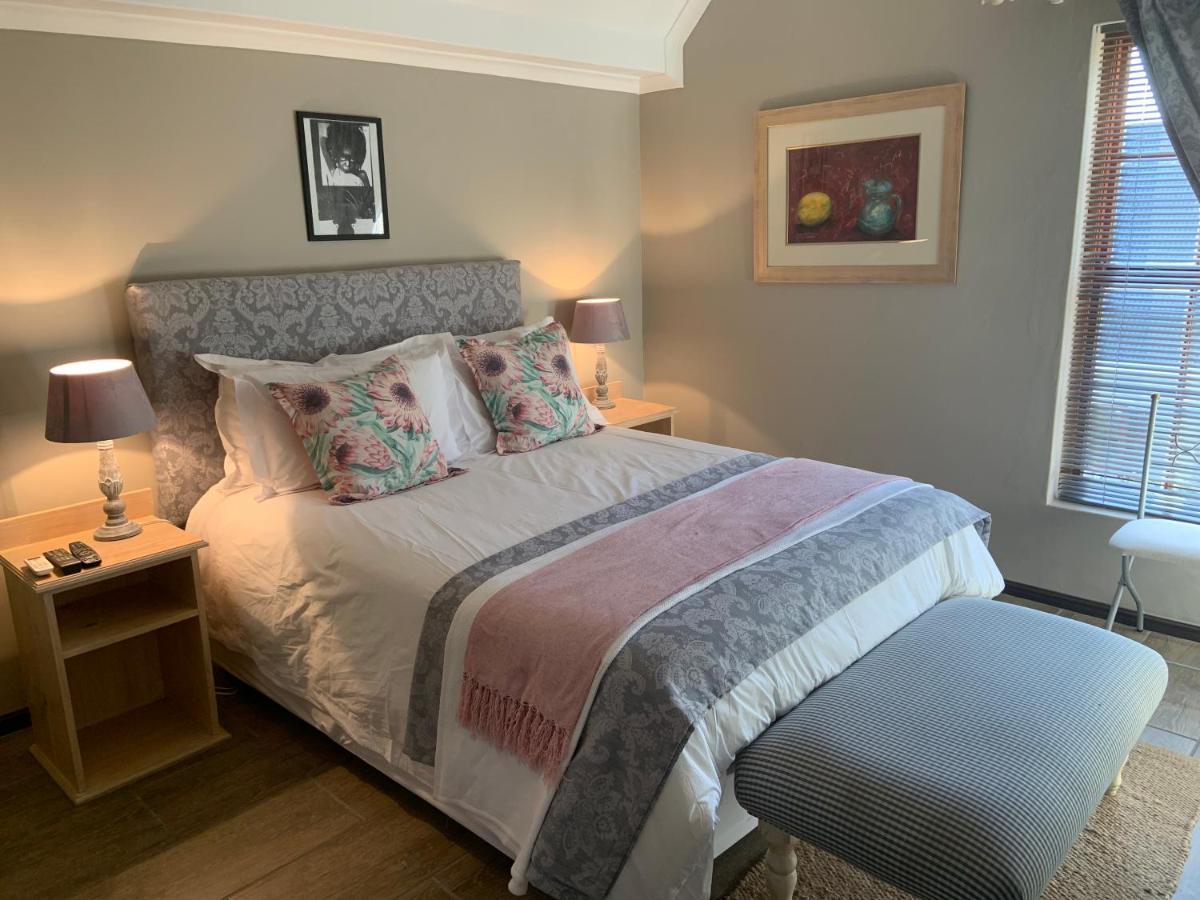 La Gratitude Self Catering Cottage 프란쉬후크 외부 사진