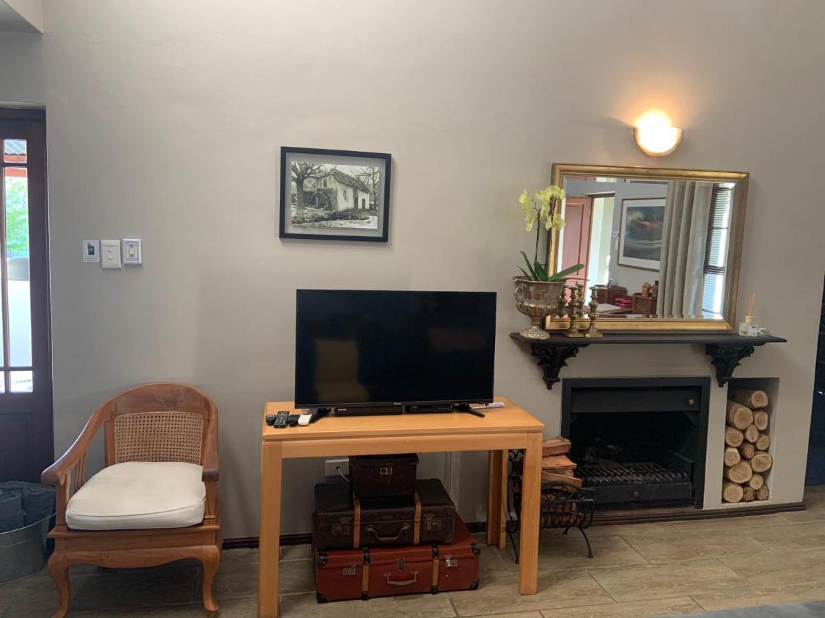 La Gratitude Self Catering Cottage 프란쉬후크 외부 사진