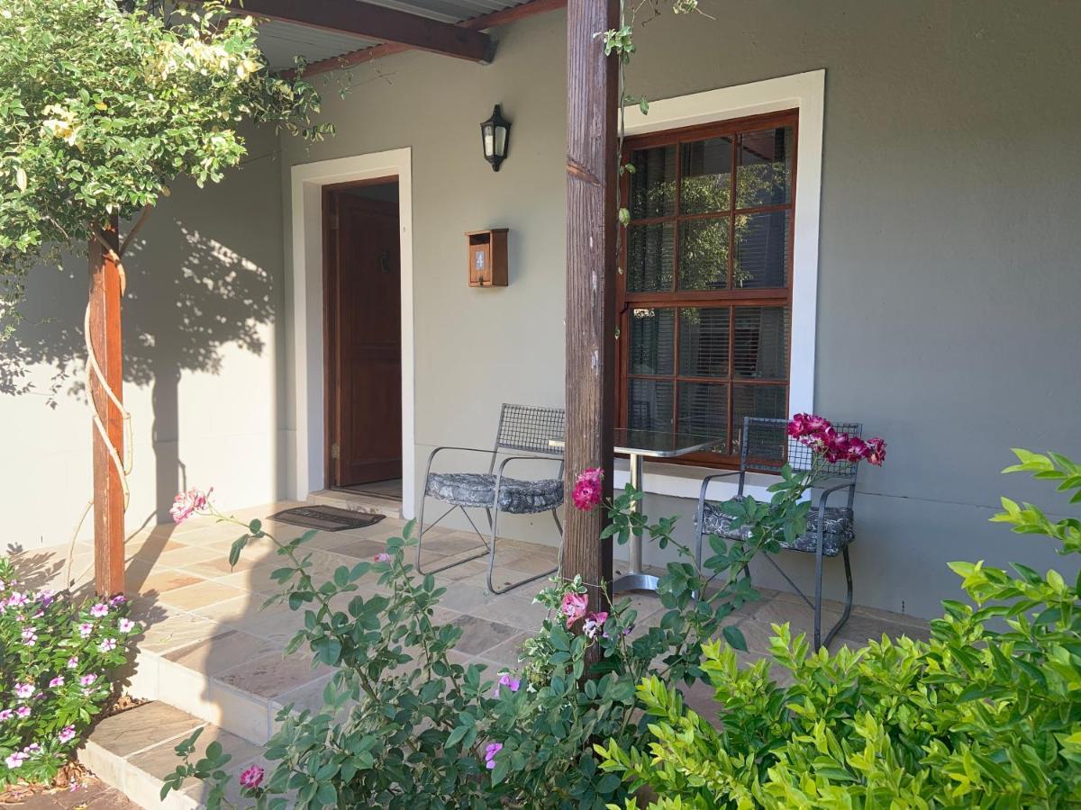 La Gratitude Self Catering Cottage 프란쉬후크 외부 사진